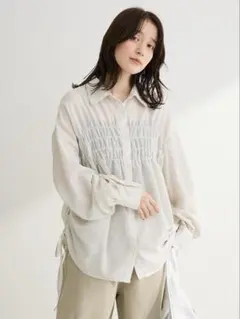 脇シャーリングシャツのサムネイル