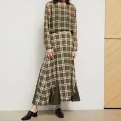 RANDEBOO ロングスカートのサムネイル