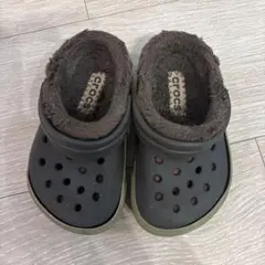 Crocs ボア付き サンダル ダークブラウンのサムネイル