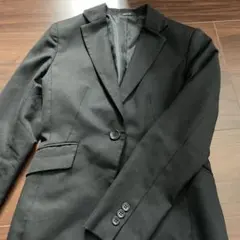 細身のデザインです。多少の使用感はあります