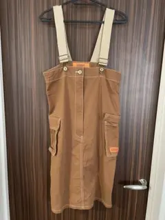 サロペットスカート　ジャンバースカート