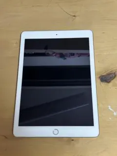 iPad 第5世代　128G 本体のみ