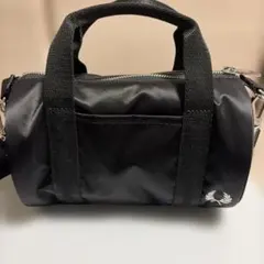 【未使用品】BEAMS別注 フレッドペリー ミニバレルバッグ ブラックのサムネイル