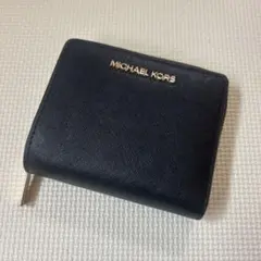 マイケルコース　二つ折り財布