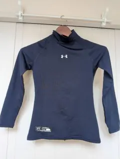 野球　アンダーアーマー　アンダーシャツ ネイビー暖150YLG