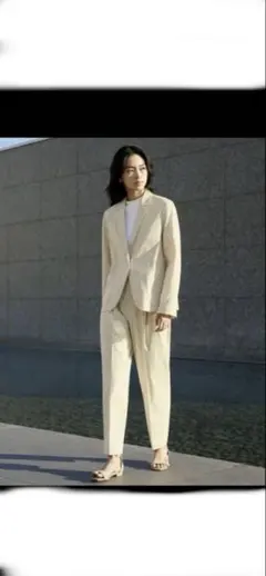 UNIQLO×Theory 感動ジャケット &パンツセットナチュラル Lサイズ