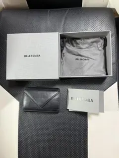 【訳あり】バレンシアガ　三つ折り財布 ペーパーミニウォレットのサムネイル