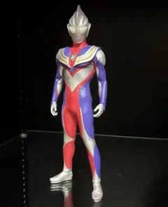 【ジャンク品】A賞ウルトラマンティガ 一番くじ フィギュアのサムネイル