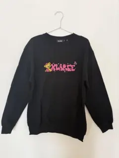 エクストララージ（XLARGE）MAD BEAR CREWNECK SWEAT