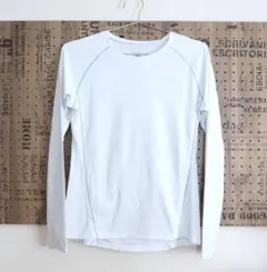 ノースフェイス　Tシャツ　アウトドア用　白　長袖