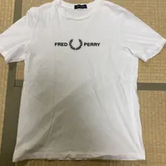 フレッドペリー Tシャツ
