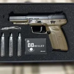マルシン　ファイブセブンFN Five-seveN CO2 ガスガンのサムネイル