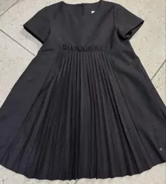 タルティエーヌエショコラ　ダークグレー プリーツワンピース 半袖