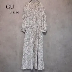 GU 花柄ワンピース S アイボリー ロングワンピ フレア 長袖 Vネック 春夏