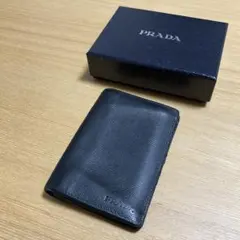 プラダ カードケース 名刺入れ サフィアーノレザー 銀 シルバーのサムネイル