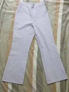 女性用スラックス　ホワイト　Mサイズ