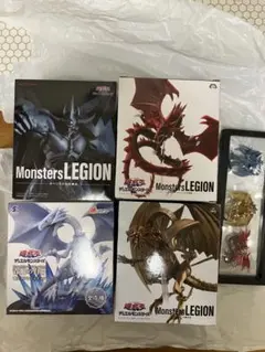 遊戯王 三幻神 フィギュア　オベリスク　ラー　オシリス　ブルーアイズ 遊戯王 三幻神 フィギュア オベリスク ラー オシリス ブルー