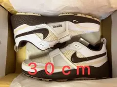 ３０ｃｍトラヴィススコット × ナイキ ズームフィールド