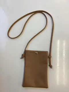 ベージュ レザー風 スマホショルダーバッグ