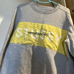 グレー スウェット