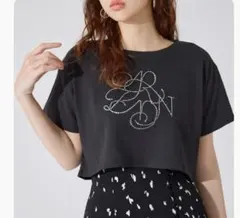 ラインストーンロゴ クロップドTシャツ ブラックのサムネイル