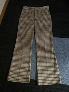 チェック柄フレアパンツ