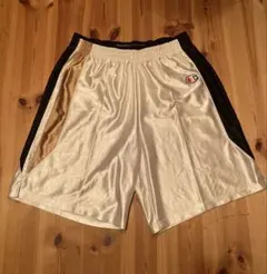 Champion！ ショートパンツ！ホワイトシルバー！サイズL！のサムネイル