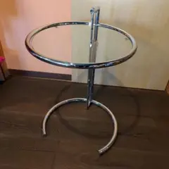 大塚家具 アイリーン・グレイ ル・コルビュジエ テーブル