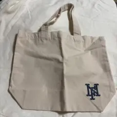 Item thumbnail for item 5ed3570a-93ff-490d-b920-c418c4b6203a