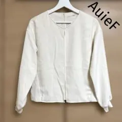 AuieF アイボリー Vネック 長袖シャツのサムネイル
