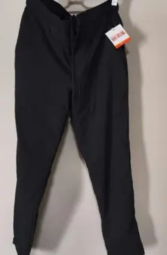 【新品未使用】UNIQLO　暖パン　ウォームストレッチパンツ　防風パンツ 黒