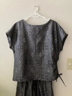 ハンドメイド　大島紬着物リメイクトップス　ベストとしても