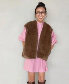 新品 searoomlynn 2way ボアベスト ブラウンのサムネイル