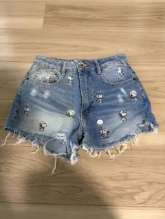 【美品】ZARA スヌーピー PEANUTS デニムショートパンツのサムネイル