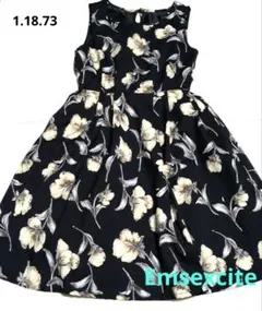 【Emsexcite】Мサイズ　花柄 　ノースリーブ ひざ丈ワンピースのサムネイル