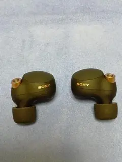 SONY ワイヤレスイヤホン ブラック 充電ケース付き　美品
