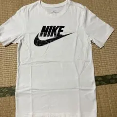 Nike THE NIKE TEE Sサイズ Tシャツ　ナイキ　白