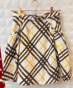 Burberry BLUE LABELチェック柄フレアスカート