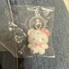 サンリオ めじるしアクセサリー ふわふわスノー ハローキティ ガチャ