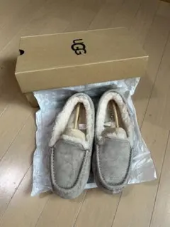 美品UGG アンスレー8(25cm)