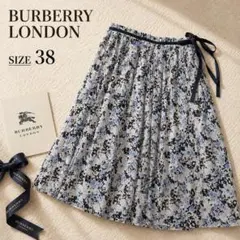 【高級】BURBERRY LONDON バーバリー 花柄 フレアスカート 裏地のサムネイル