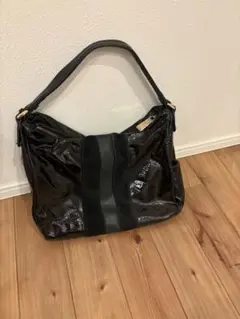 ZARA】ギャザーディテールショルダーバッグ ブラック 6216/510 - メルカリ
