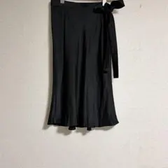cacharel キャシャレル スカート　シルクサテン シルク100% 黒　②のサムネイル