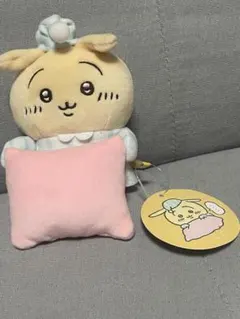 ちいかわ デスクトップから見守るひっかけぬいぐるみ うさぎ ポムポム