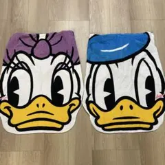 ダック・デイジーとドナルド・ダック フード付きタオル