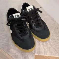 VEJA スニーカー ブラック ホワイトのサムネイル