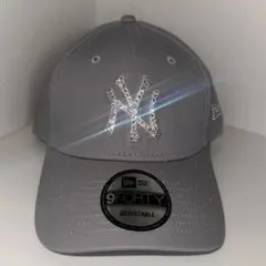 ニューエラ　デコ　グレー　スワロフスキー　NEWERA GDRdeco ニューエラ new era デコ スワロフスキー グレー 9FORTY - メルカリ