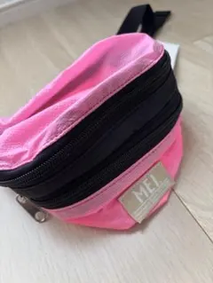 MEI ボディーバッグ　ショルダーバッグ