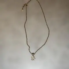 NINA RICCI ゴールドカラー ネックレス