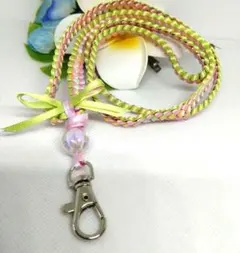 【ハンドメイド作品】ネックストラップ　リボンレイストラップ